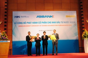 ABBank lấp đầy room ngoại